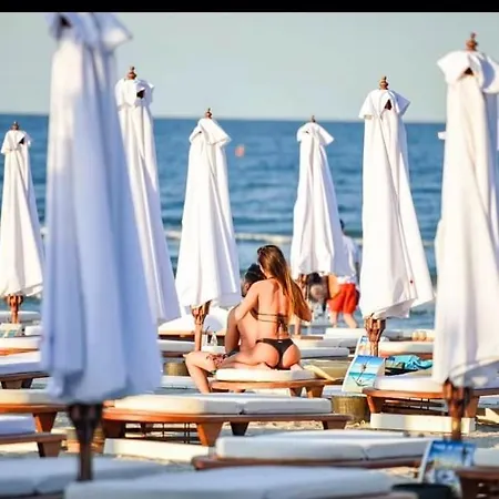 Apartment 407 White Tower Mamaia